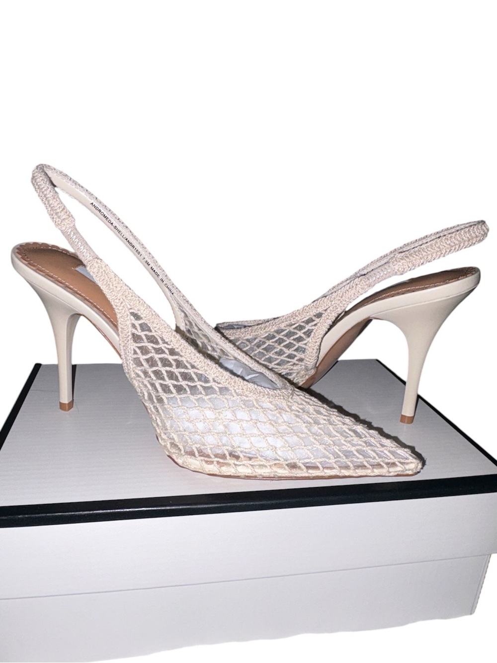Pointed Toe Heels - 7.5 - Picture 2 of 7